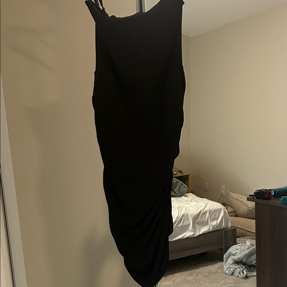 Windsor Black Sleeveless Midi Dress